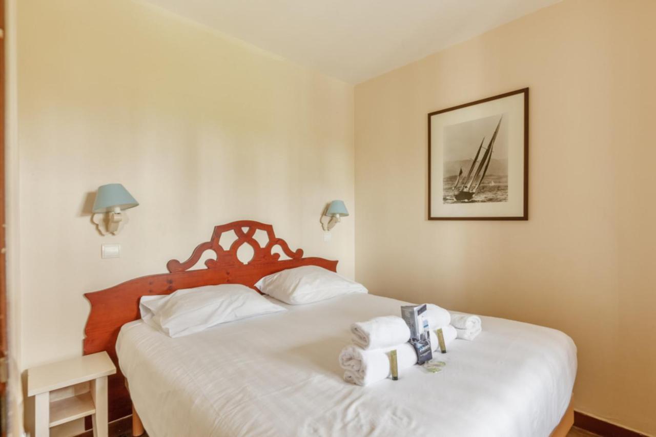 Nice 2-Br In A Residence With Pool - Deauville - Welkeys エクステリア 写真