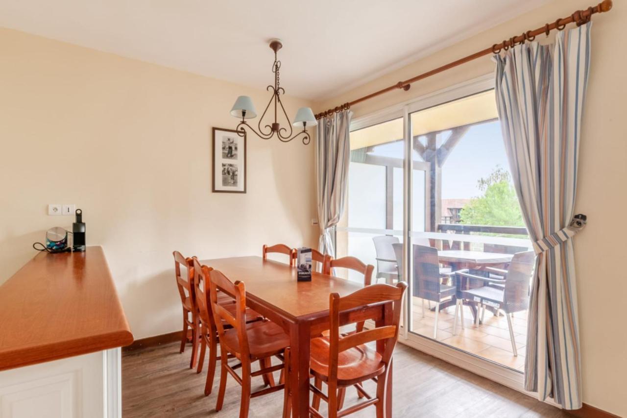 Nice 2-Br In A Residence With Pool - Deauville - Welkeys エクステリア 写真